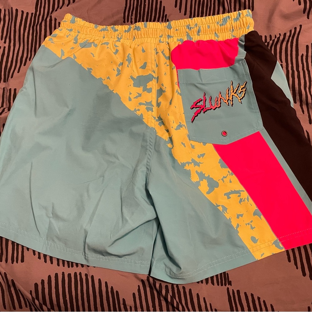Slunks - Picture 6 of 6